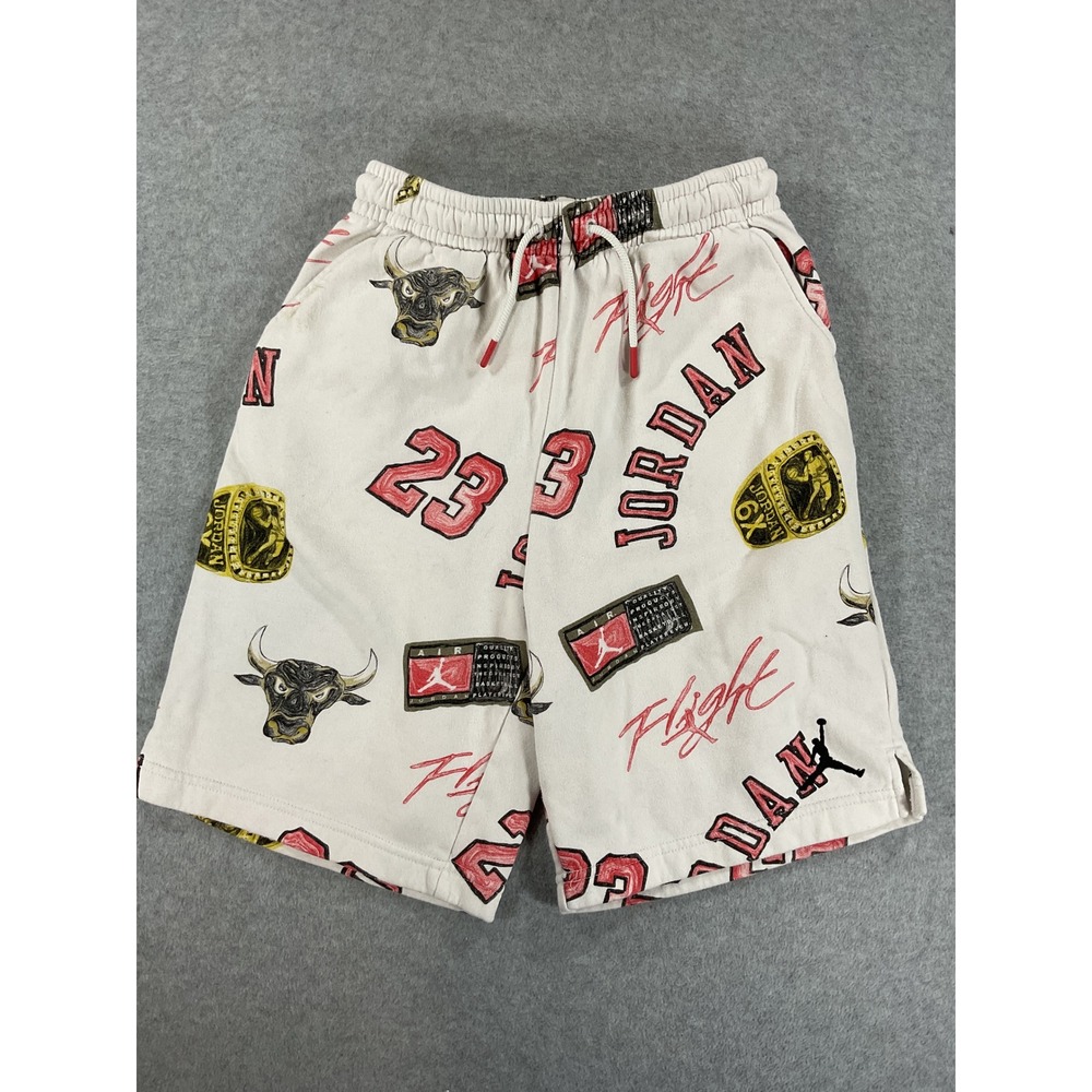 Jordan Boys XL Fleece Shorts Chicago Bulls 23 Championship Rings Cream 2501